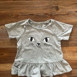 ⭐️Bundle 5 for $30 - GAP Gray Cat Face Ruffle Hem Tee